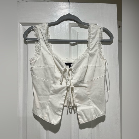 Basically new never worn white going out top - Picture 1 of 5